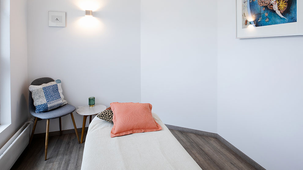 Praxiseinrichtung mit Therapieliege Bad Marienberg